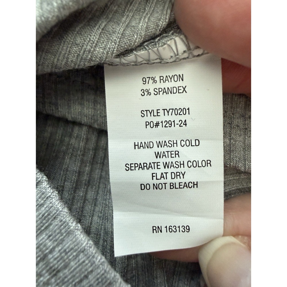 Gray Rib Knit Henley Tee Women's Medium Preppy Classic Y2K Minimalist - Picture 4 of 5